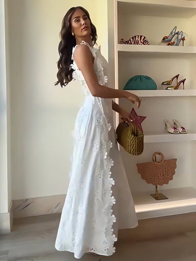 Megan – Long dress with knotted straps and floral lace pattern