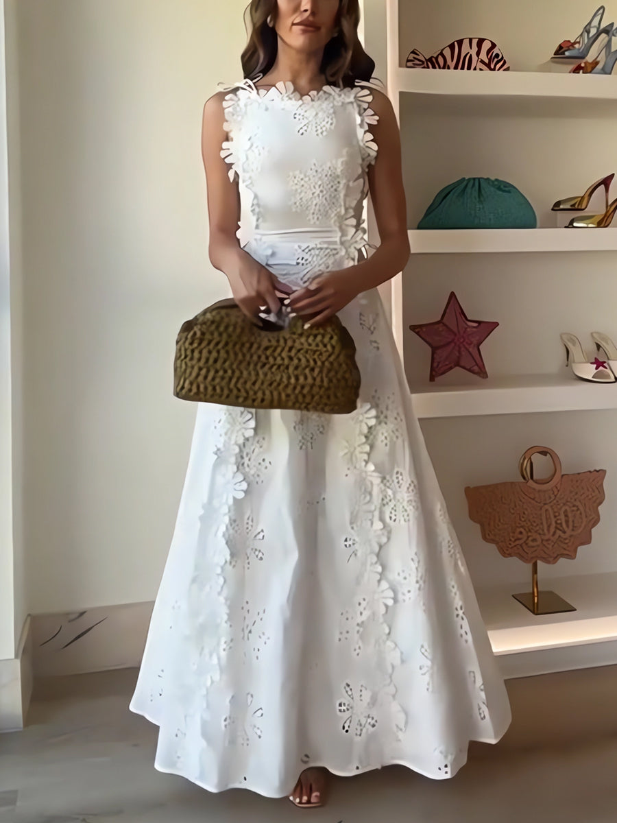 Megan – Long dress with knotted straps and floral lace pattern