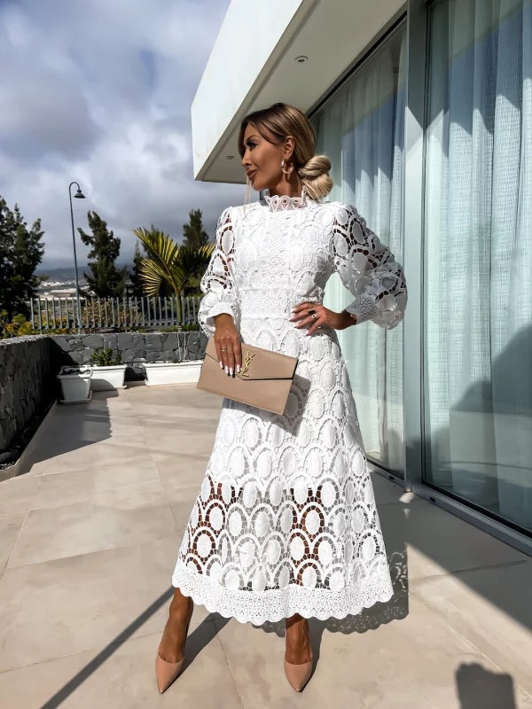 Louisa - Romantic Lace Dress