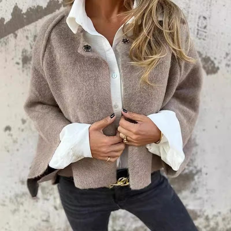 Amber - Cardigan with Chic Flared Sleeves