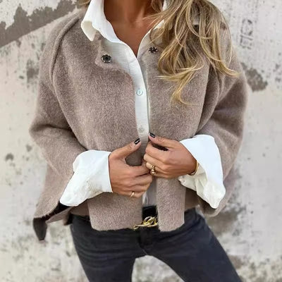 Amber - Cardigan with Chic Flared Sleeves